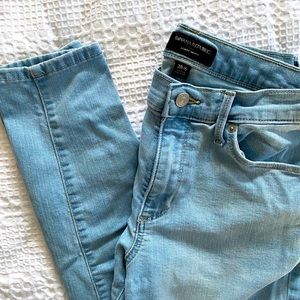 📩 Banana Republic Skinny Sculpt Light Wash Jeans